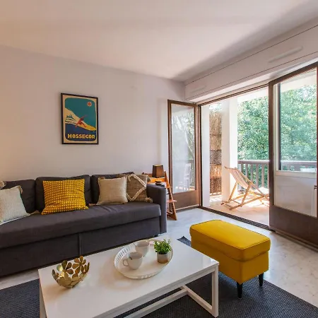 Apartment Le Bourret-4 By Interhome